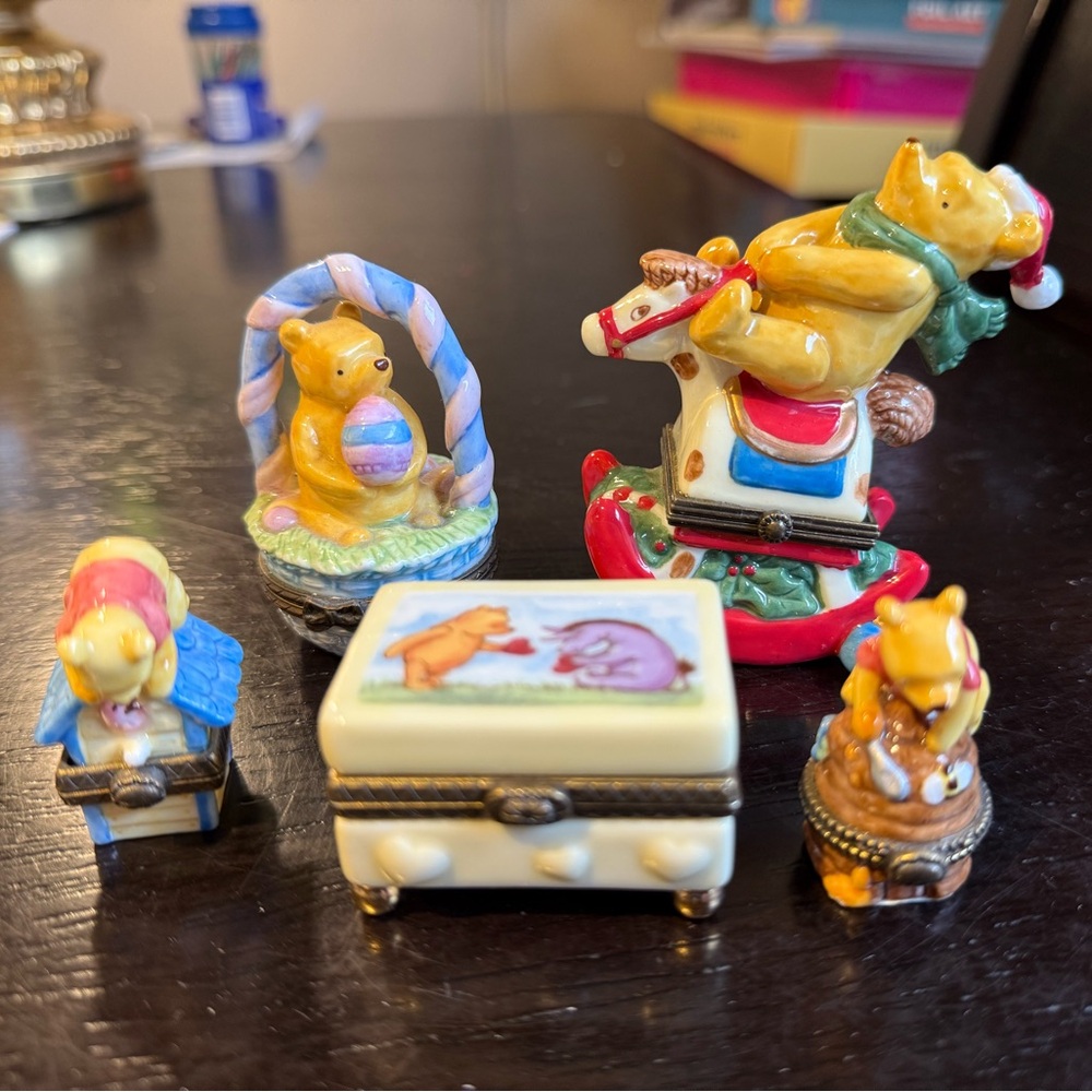 Brand New Lot of 5 Disney Classic Winnie the Pooh Porcelain Hinged Boxes